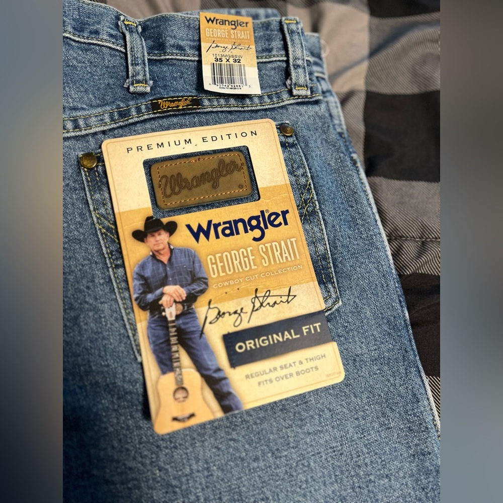 NWT WRANGLER GEORGE STRAIT COWBOY CUT COLLECTION ORIGINAL FIT JEANS